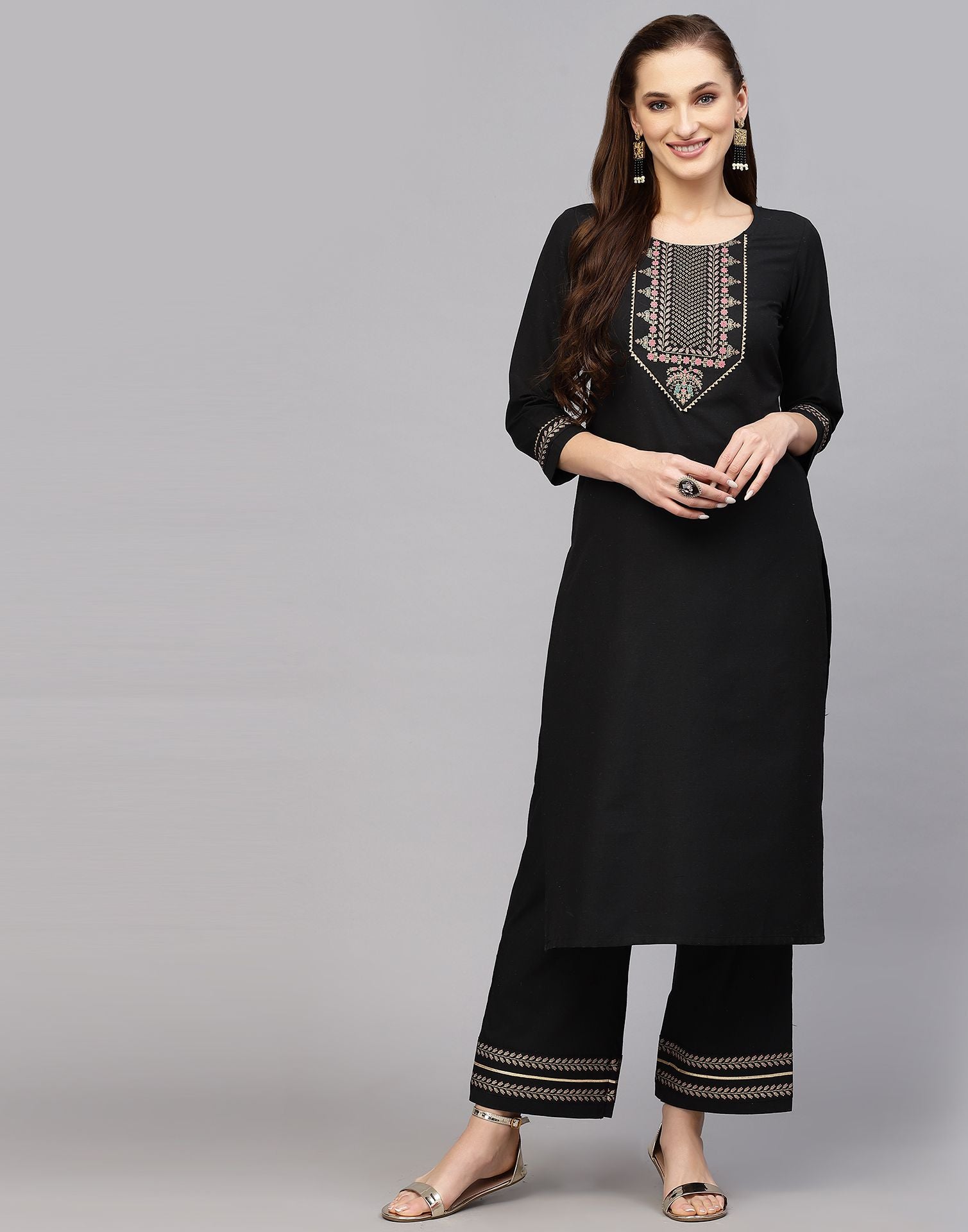 Buy Classic Black Cotton Designer Thread Work Kurti at best price -  Gitanjali Fashions
